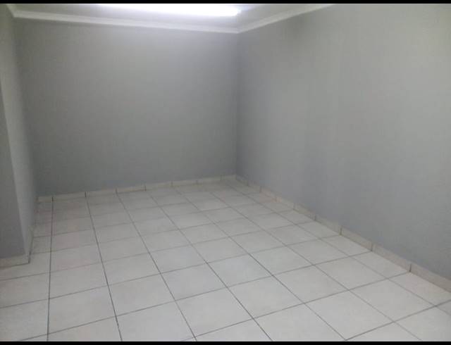 BUSINESS PROPERTY TO RENT IN WITFIELD